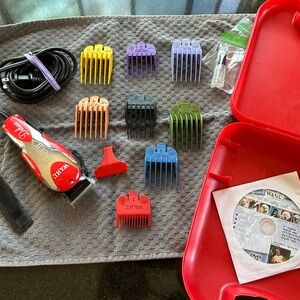 Wahl Professional Animal Deluxe U-Clip Pet, Dog, & Cat Clipper & Grooming Kit